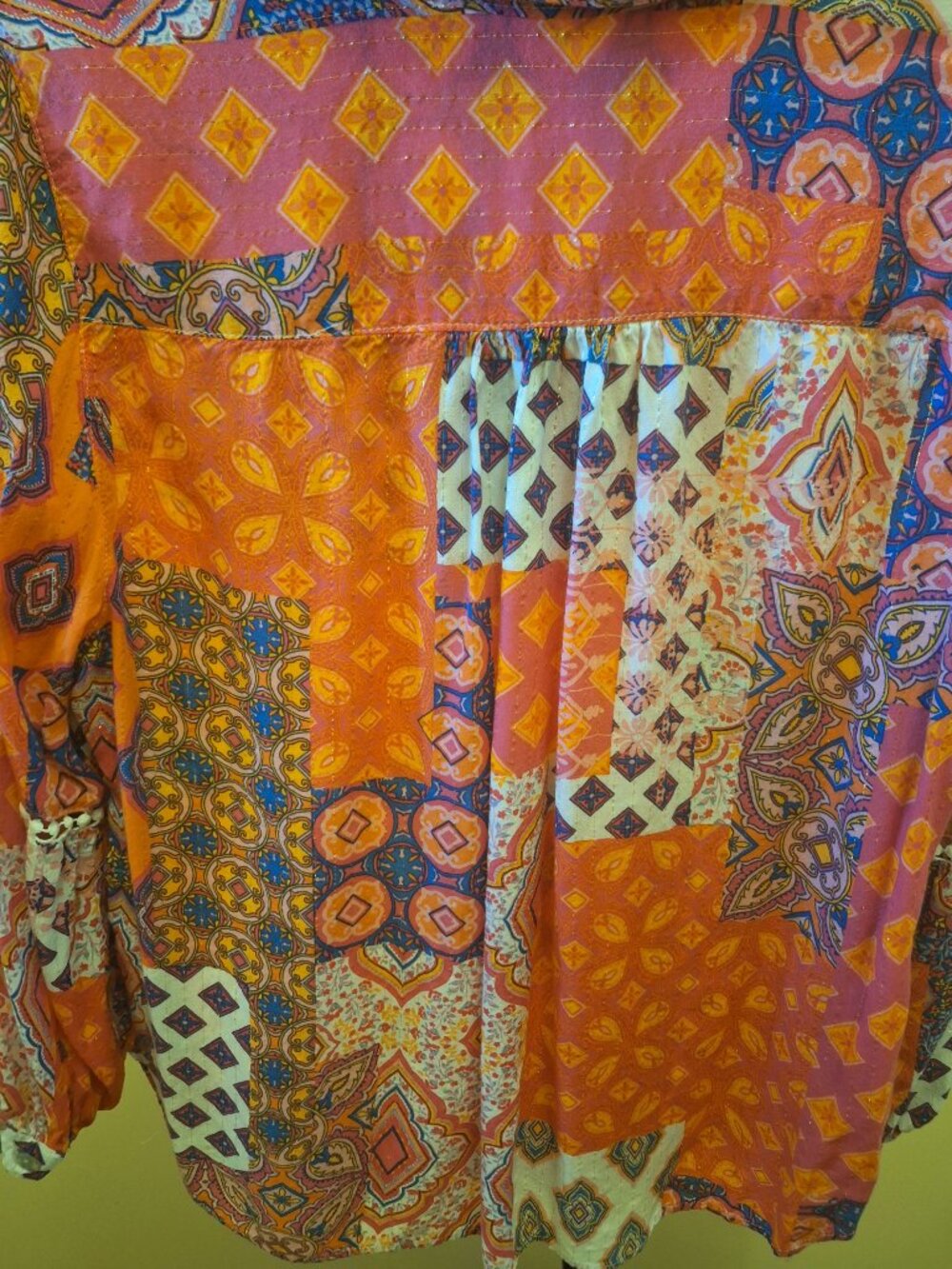 Multi-Color Metallic Rayon Soft Blouse with Jazzy Design Size Large - Picture 6 of 6